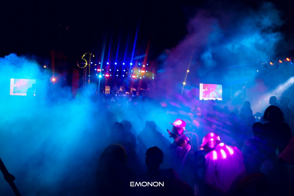 Festival du Braisé 2026 : une boîte de nuit à ciel ouvert électrise les festivaliers à Yamoussoukro